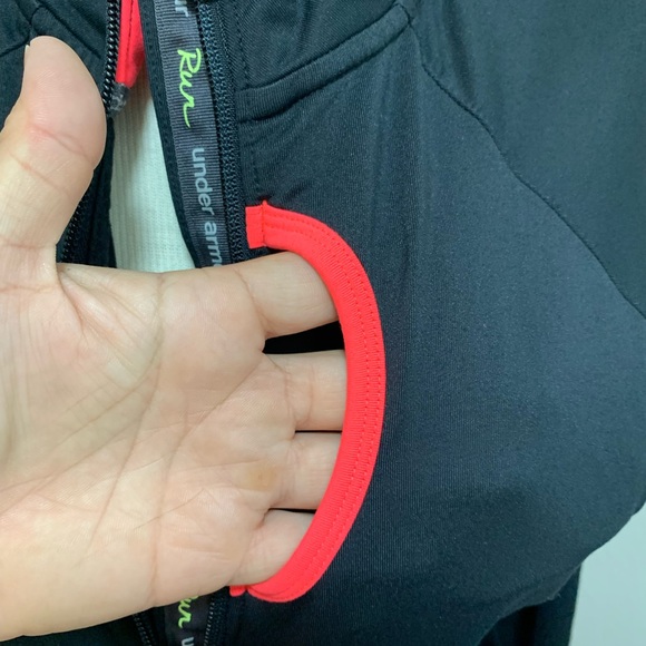 Under Armour Jacket Women large Black Semi-Fitted Cold Gear Full Zip Run - Picture 6 of 13